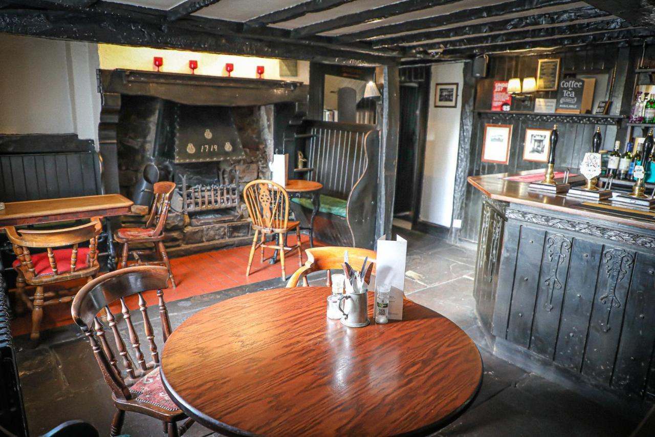 Queens Head Inn, Tirril Penrith Exterior foto